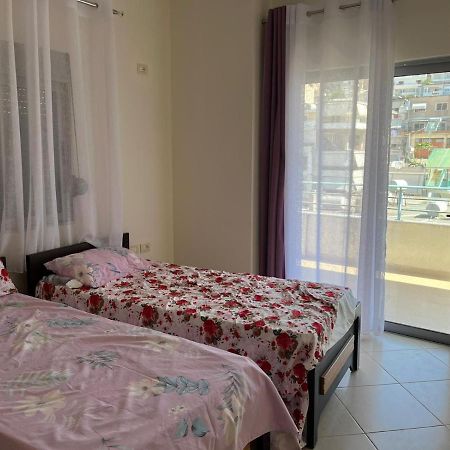 Saranda City Center & Beach Apartament 2 Bed Room Eksteriør billede
