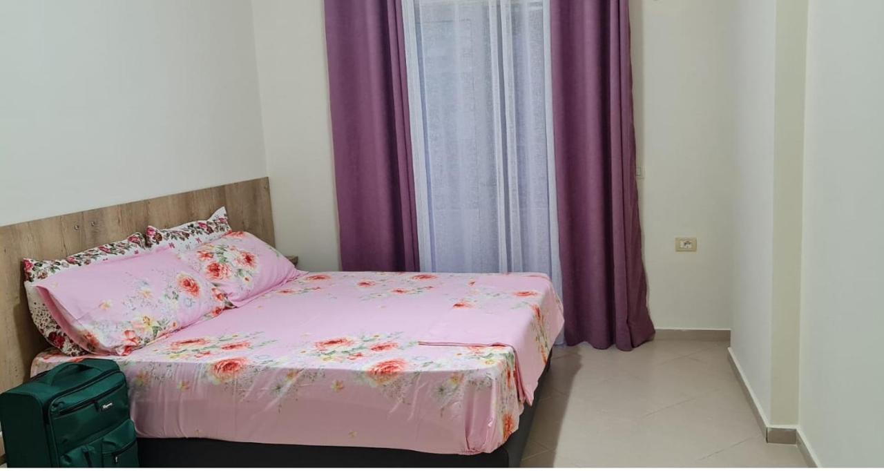 Saranda City Center & Beach Apartament 2 Bed Room Eksteriør billede