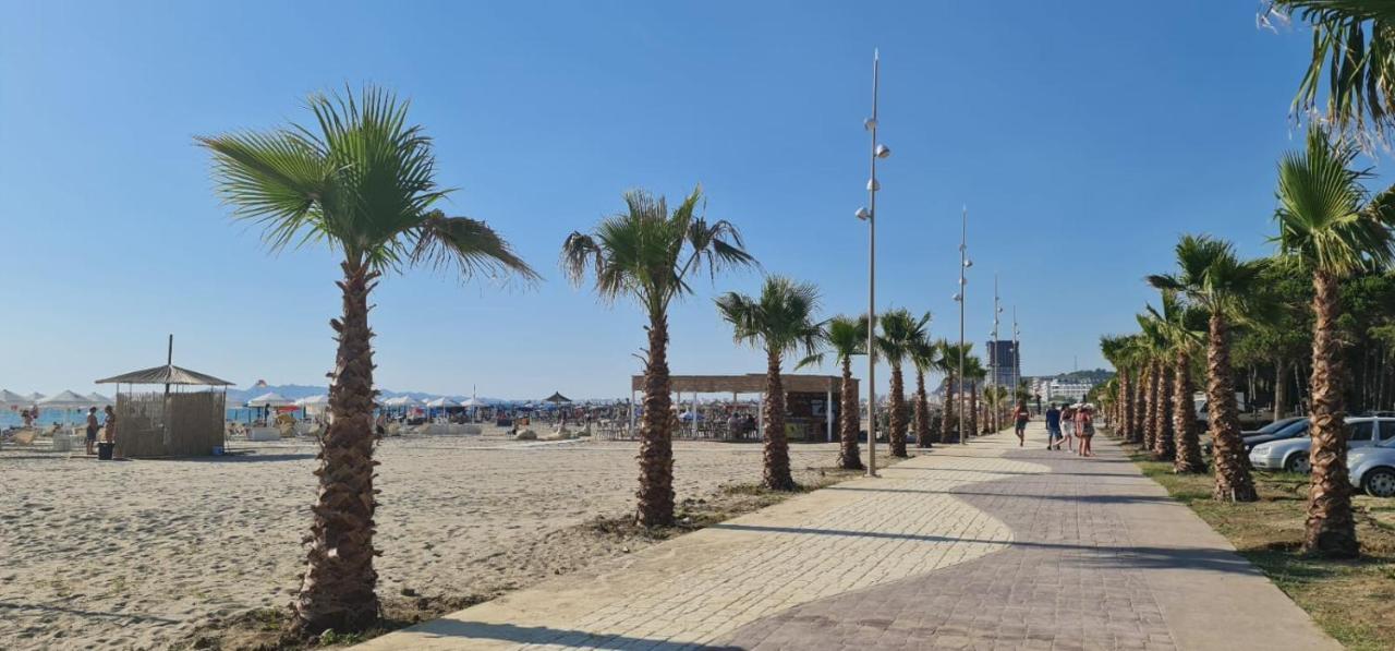 Saranda City Center & Beach Apartament 2 Bed Room Eksteriør billede