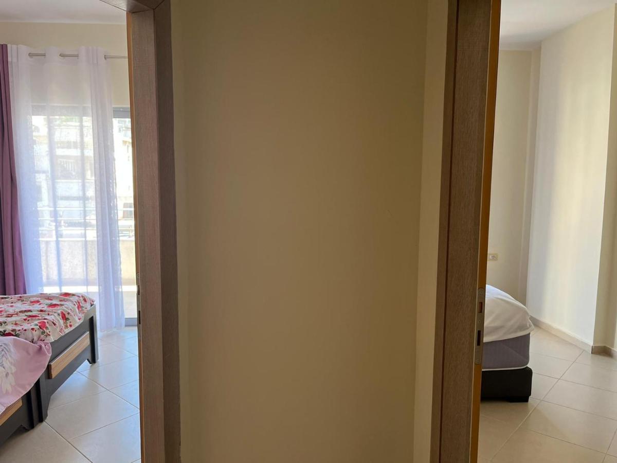 Saranda City Center & Beach Apartament 2 Bed Room Eksteriør billede